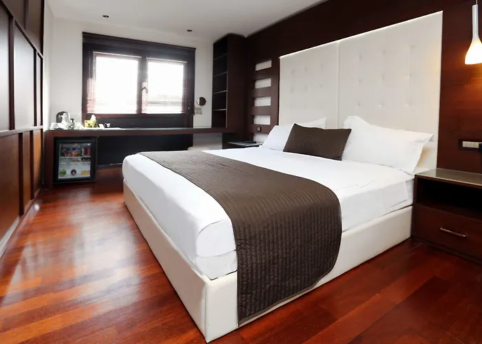 מלון Eternity Boutique