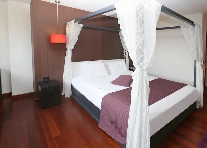 מלון Eternity Boutique