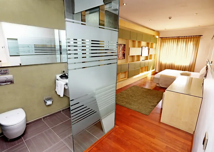 Eternity Boutique 4*