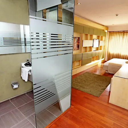 Eternity Boutique 4*